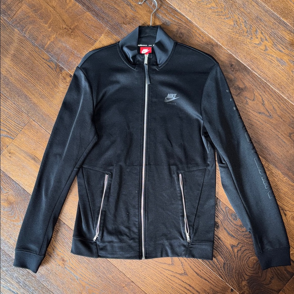 Nike Men's Black Lightweight Jacket